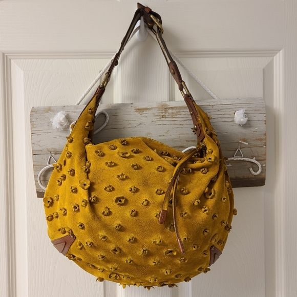 Louis Vuitton, Bags, Louis Vuitton Onatah Gm Yellow Suede Hobo Bag